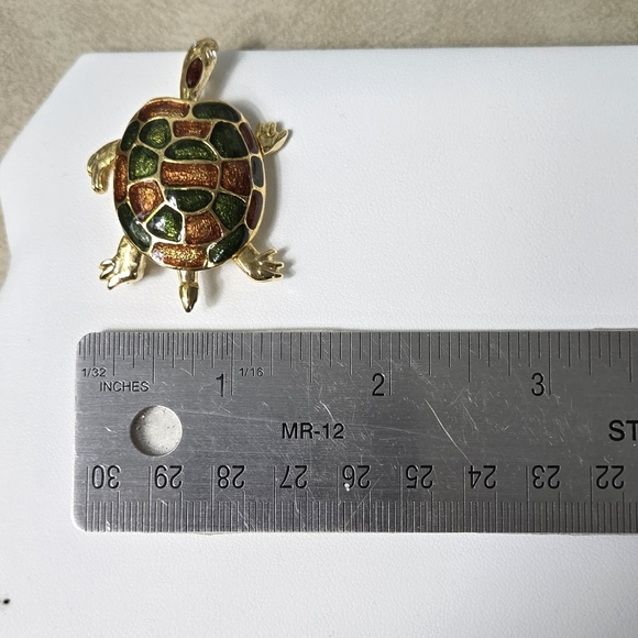 Colorful Gold Tone Green Brown Enamel Turtle Brooch - Picture 8 of 17